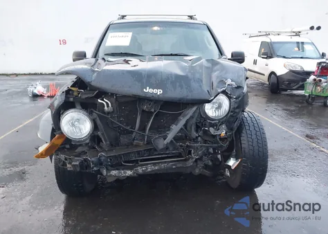 2005 Jeep Liberty Sport z USA, uszkodzony, nr VIN 1J4GK48K75W606335